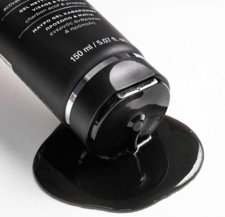 APIVITA GEL NETTOYANT NOIR – VISAGE & YEUX 150 ML